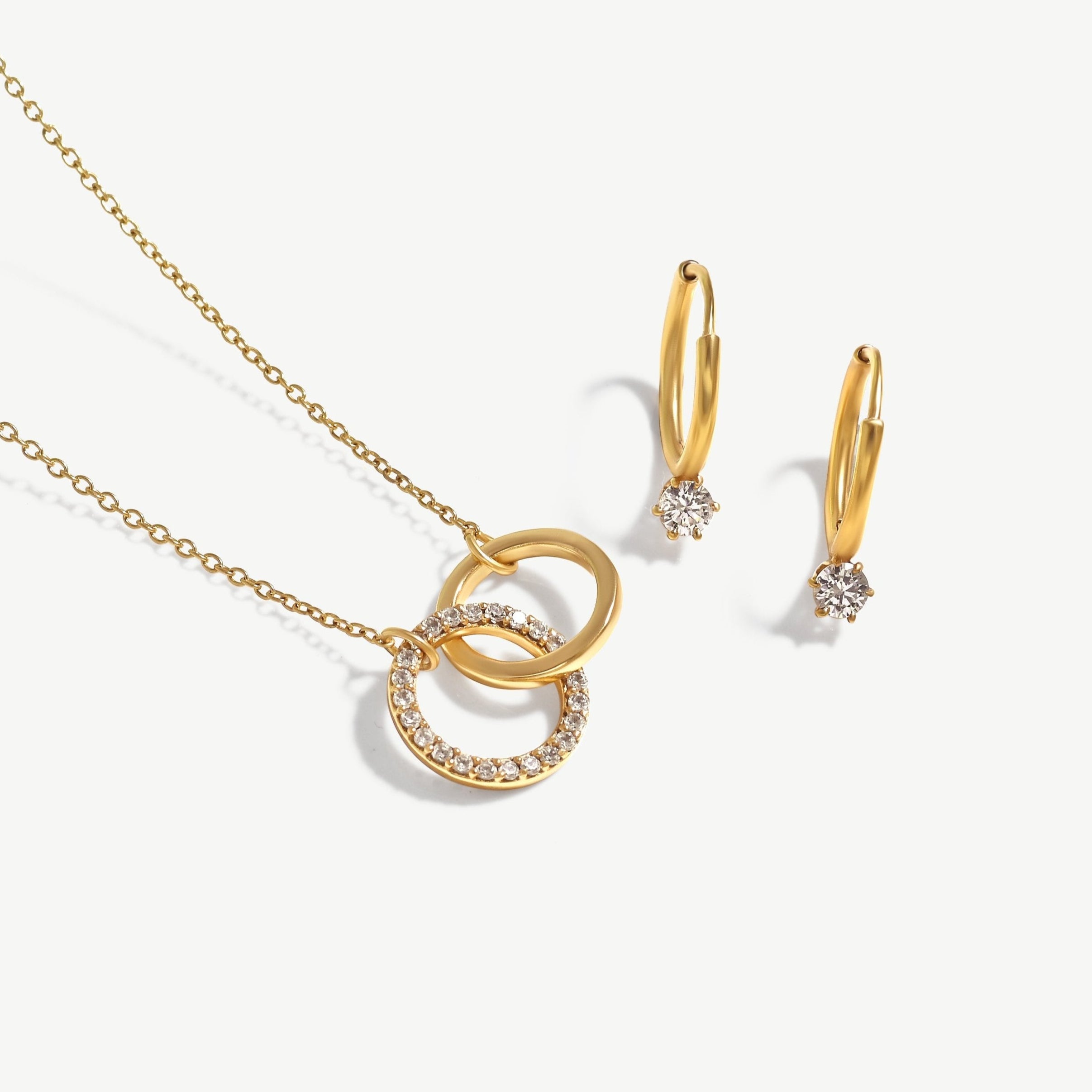 Intertwined Loop Pendant Set